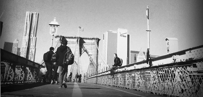 Cruzando el puente de Brooklyn