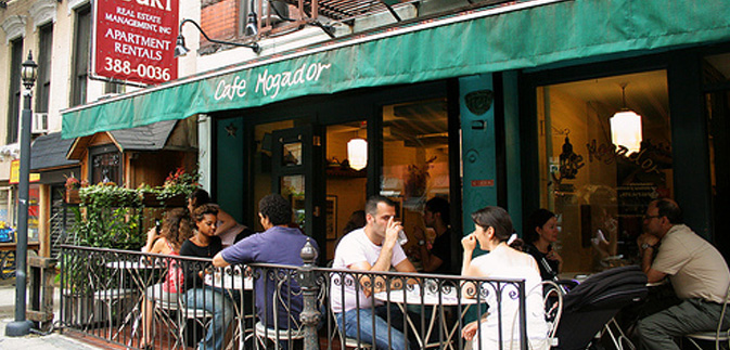 Café Mogador: sabor marroquí en Nueva York