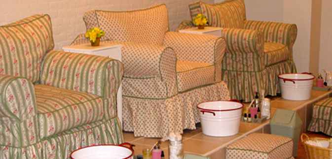 Hazte la manicura en una casa de muñecas: Sweet Lily Nail Spa