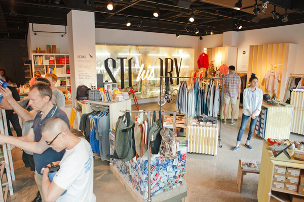 Story Pop Up Store
